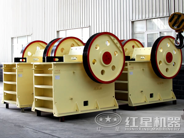 鋁礦石顎式破碎機