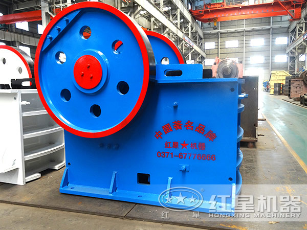 150×250顎式破碎機
